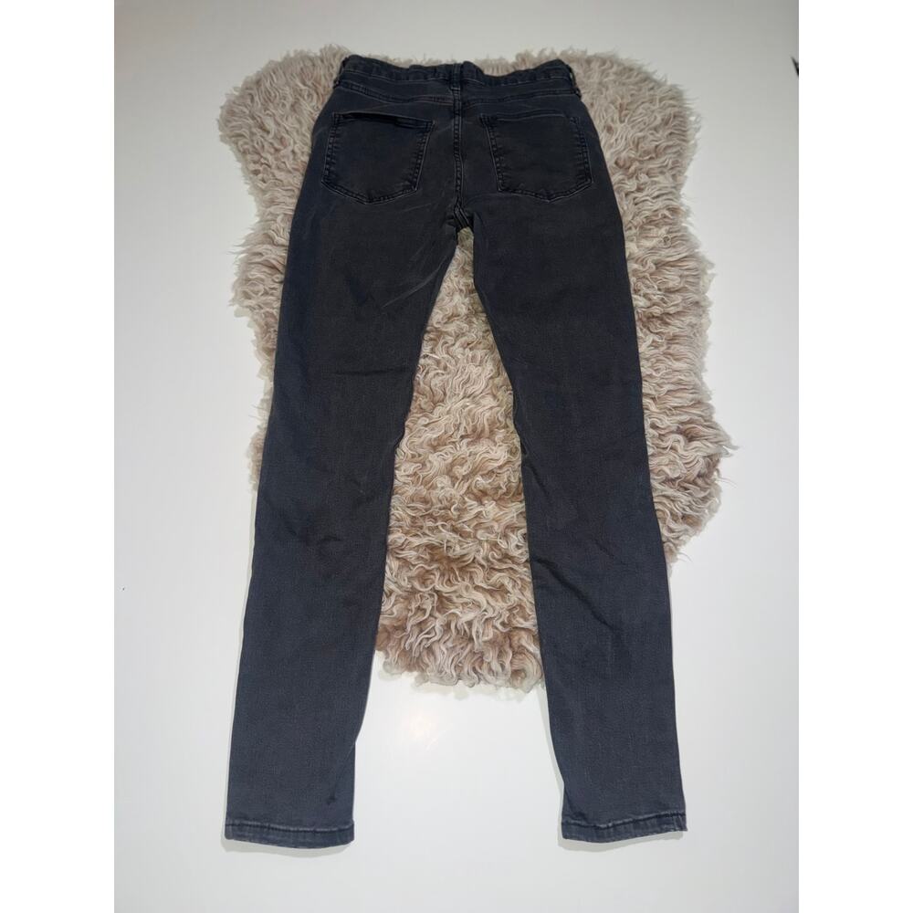 We are free women’s button zipper distressed skinny jeans - Picture 4 of 16